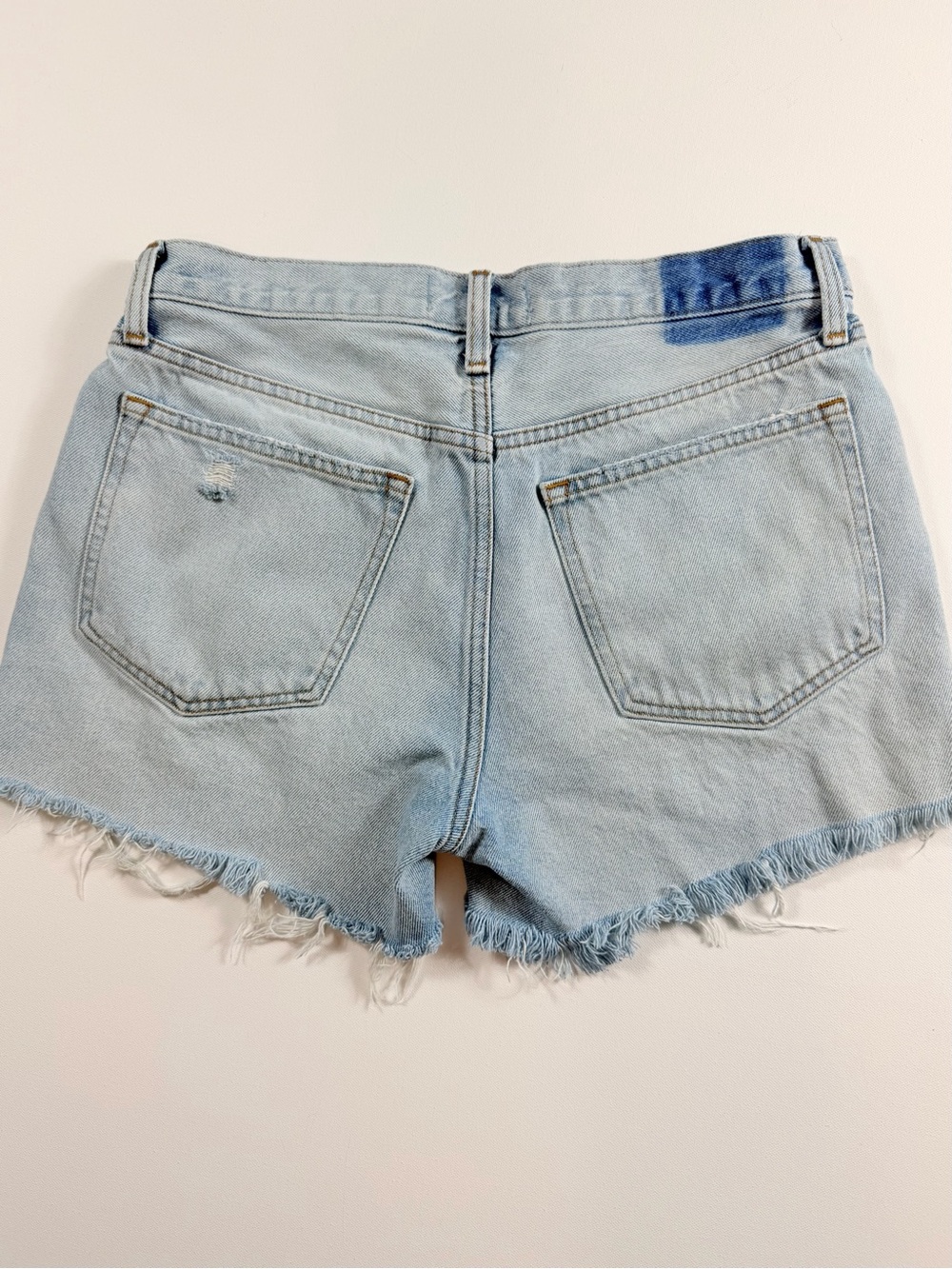 Abercrombie & Fitch Mid Rise Boyfriend Shorts 28 Distressed Cutoff Denim Y2K - Picture 3 of 7